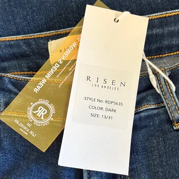 RISEN High Rise Side Shadow Seam Detail
Slit Flare Jeans RDP5635 Size 13 / 31 - Picture 11 of 11